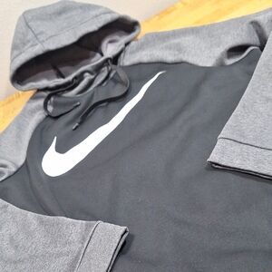 Nike Charcoal Black Hoodie Front Pocket Pullover‎ Mens Sz M Unisex Soccer Drifit